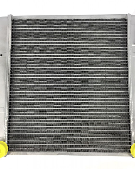 560
